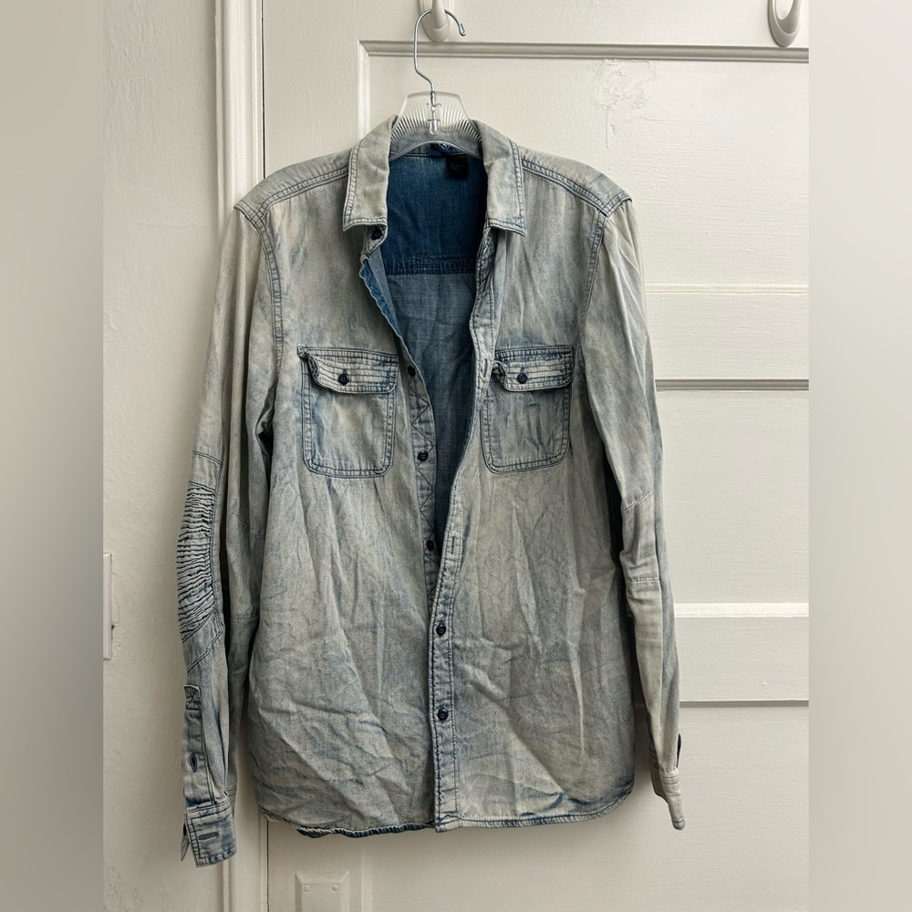 Long sleeve casual faded denim button down shirt